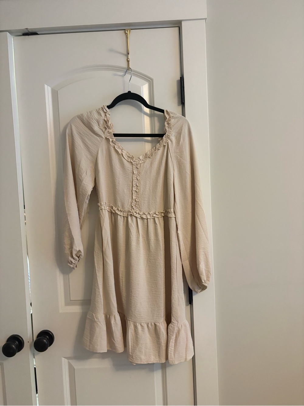 Women's Cream Ruffle-Trim Long Sleeve Casual Dress